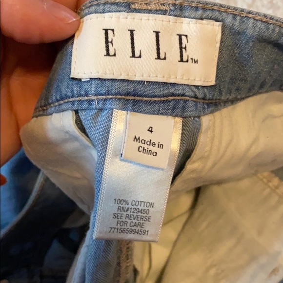 Shorts - Picture 2 of 2